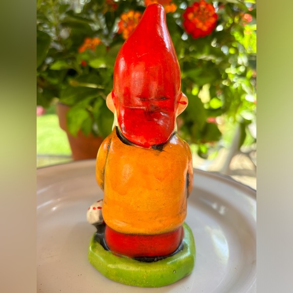 Vintage Chalk-ware Gnomes - Picture 12 of 12